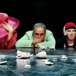 "3 Affen" - Ensemble Materialtheater (Stuttgart, D)